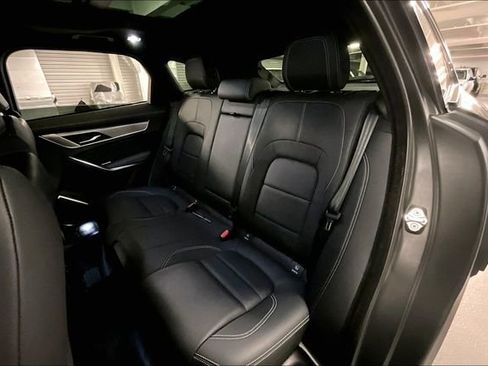 Certified 2024 Jaguar F-PACE R-Dynamic S image 17