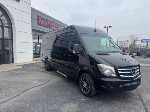 Used 2016 Mercedes-Benz Sprinter 3500 image 5