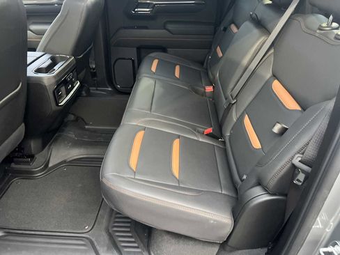 Used 2024 GMC Sierra 1500 AT4 w/ Technology Package image 22