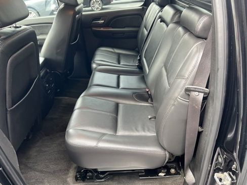 Used 2008 Chevrolet Avalanche LT w/ LT Preferred Equipment Group image 4