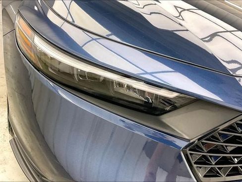 Certified 2024 Honda Accord EX image 26