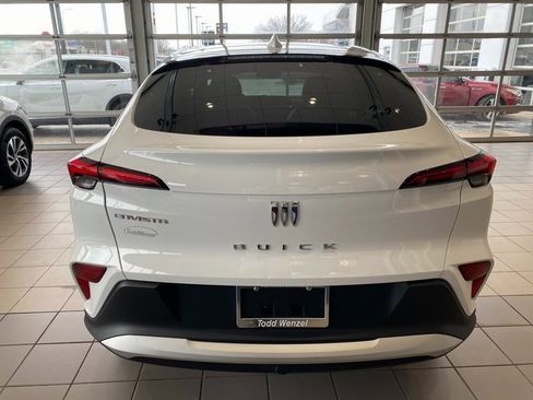 Used 2024 Buick Envista Preferred w/ Convenience I Package image 6