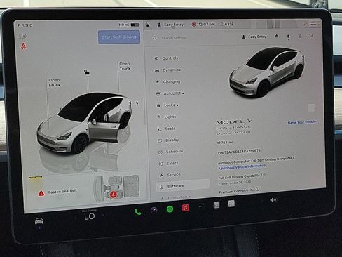 Used 2024 Tesla Model Y Long Range image 12