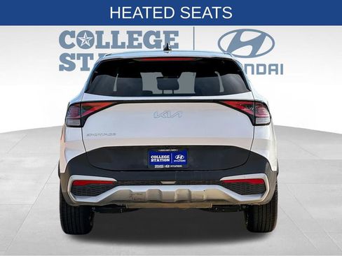 Used 2023 Kia Sportage EX image 9