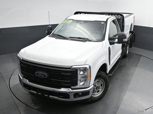 Used 2023 Ford F250 XL w/ XL Chrome Package image 35