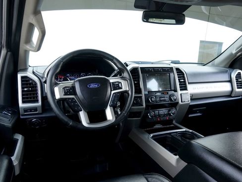 Used 2019 Ford F250 Lariat w/ Lariat Value Package AWD/4WD image 37