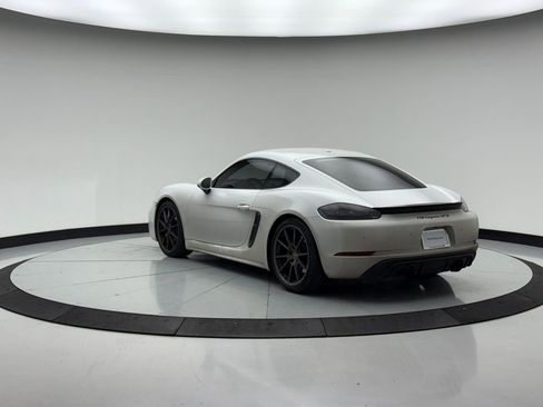 Used 2023 Porsche 718 Cayman GT4 image 2