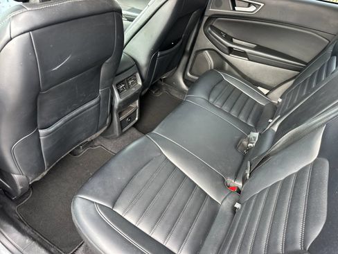 Used 2024 Ford Edge SEL AWD/4WD image 11