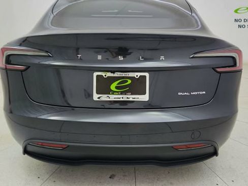 Used 2025 Tesla Model 3 Long Range AWD/4WD image 12