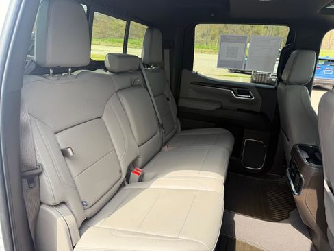 Certified 2024 Chevrolet Silverado 1500 LTZ w/ LTZ Convenience Package II AWD/4WD image 43