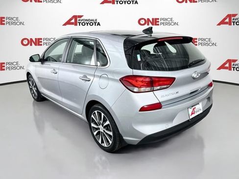 Used 2020 Hyundai Elantra GT w/ Style Package 02 FWD image 5