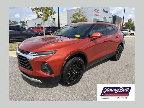 Used 2022 Chevrolet Blazer LT FWD image 1