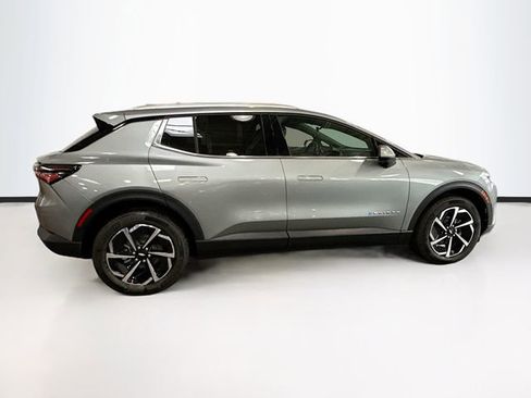 New 2026 Chevrolet Equinox EV LT image 5