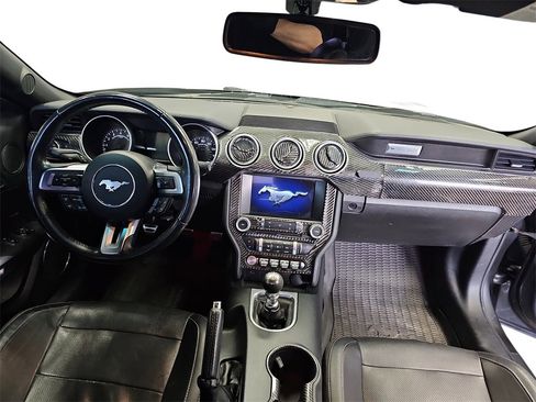 Used 2018 Ford Mustang GT Premium image 9