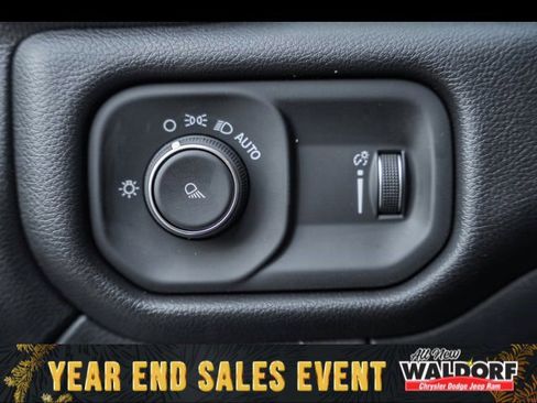 New 2024 RAM 2500 Tradesman image 38