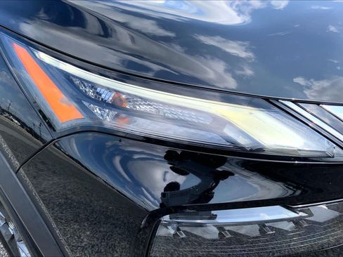 Used 2021 Nissan Rogue S FWD image 27