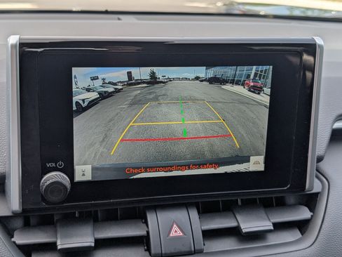 Used 2023 Toyota RAV4 XLE w/ Convenience Package FWD image 19