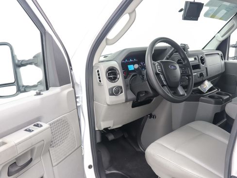 Used 2023 Ford E-350 and Econoline 350 Super Duty w/ Power Windows & Locks Group RWD image 18