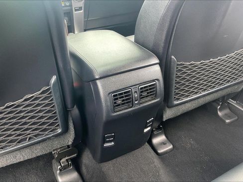 Used 2018 Toyota 4Runner Limited AWD/4WD image 40