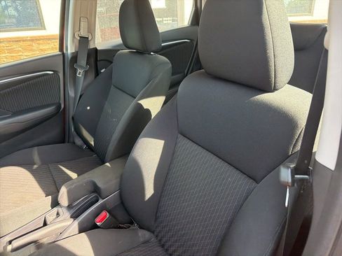 Used 2019 Honda Fit EX image 3