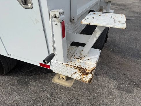 Used 2021 Ford F350 XL w/ Power Equipment Group image 14