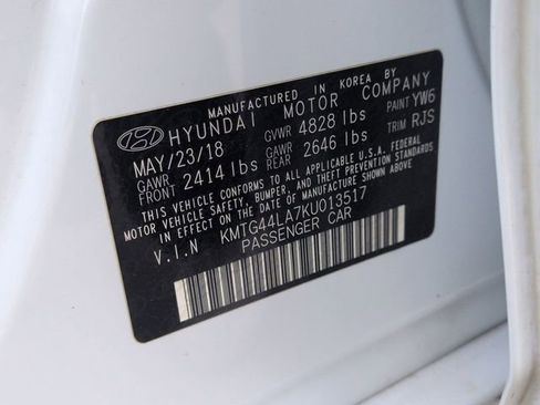 Used 2019 Genesis G70 2.0T Advanced w/ Dynamic Package image 31