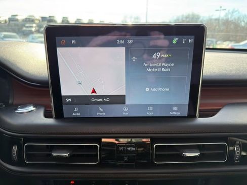 Used 2023 Lincoln Aviator Reserve w/ Equipment Group 201A image 28