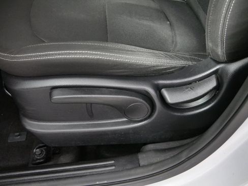 Used 2016 Kia Soul FWD image 21
