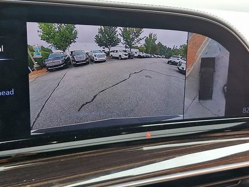 Used 2023 Cadillac Escalade Premium Luxury AWD/4WD image 19