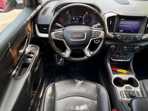 Used 2019 GMC Terrain Denali w/ Advanced Safety Package FWD image 15