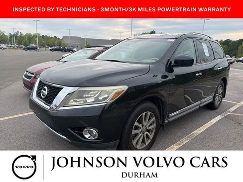 Used 2015 Nissan Pathfinder SL w/ SL Tech Package image 9