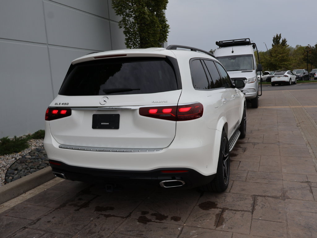 Used 2024 Mercedes-Benz GLS 450 4MATIC image 6