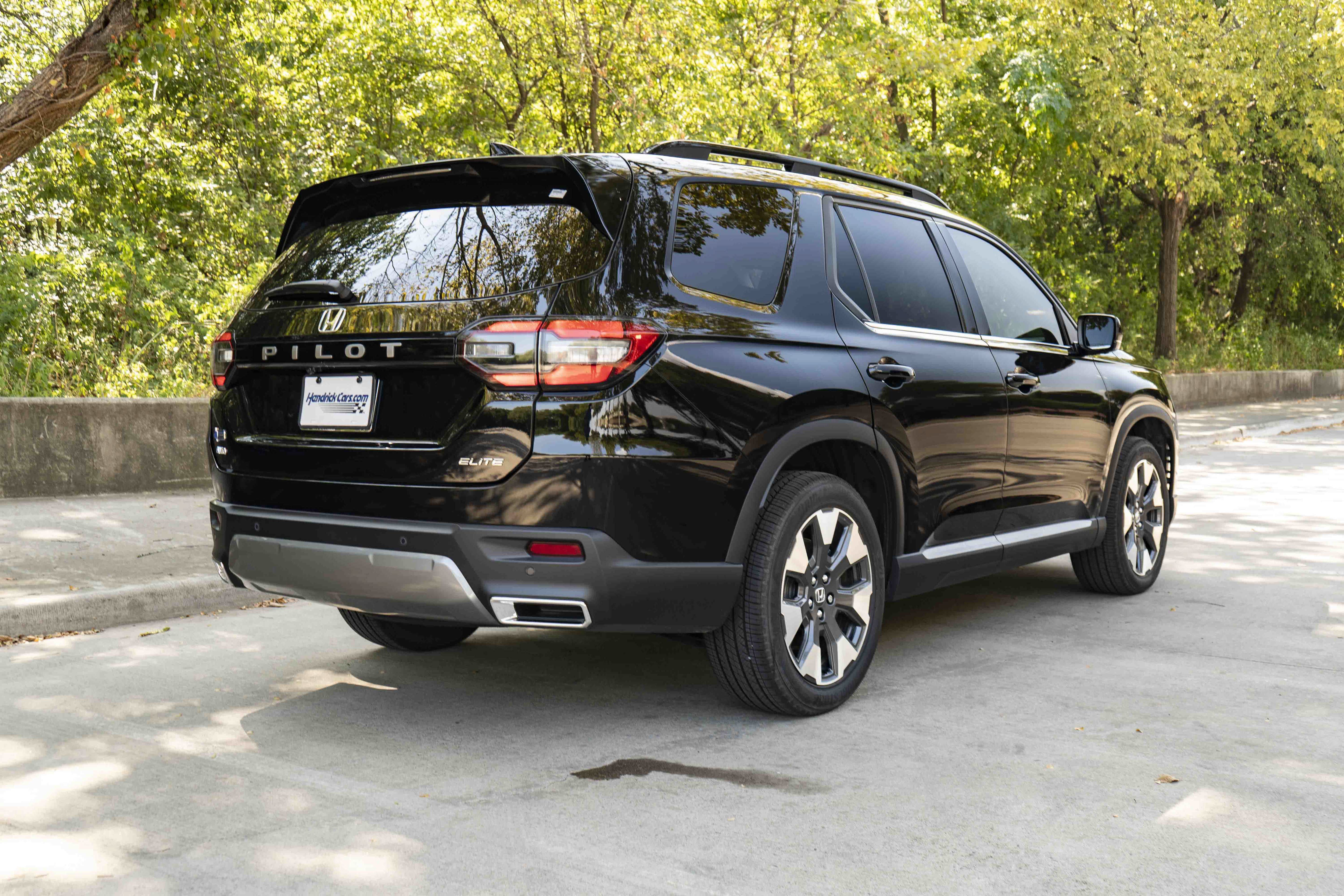 Used 2026 Honda Pilot Elite image 9