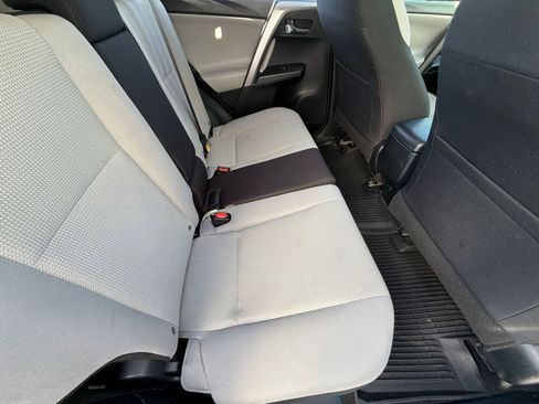 Used 2017 Toyota RAV4 XLE image 32
