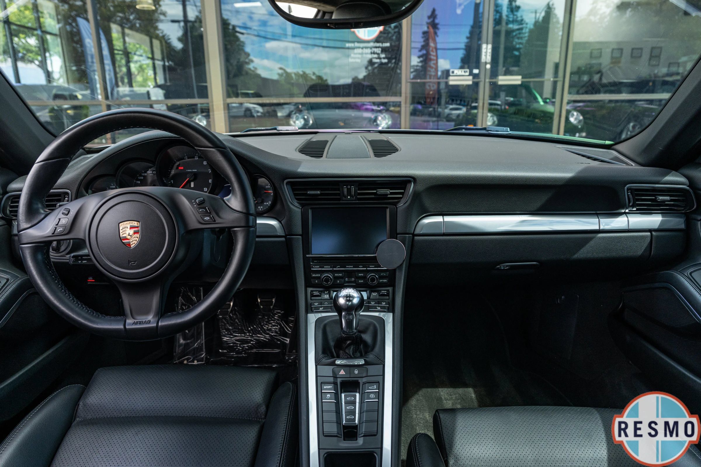 Used 2013 Porsche 911 Carrera RWD image 6