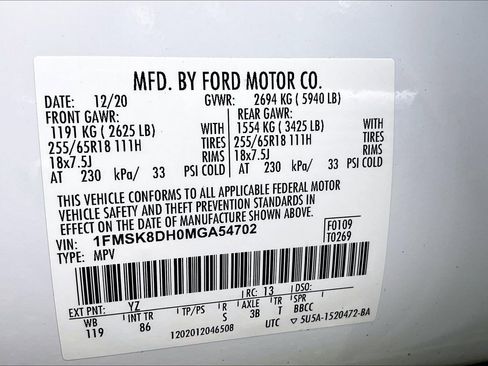 Used 2021 Ford Explorer XLT AWD/4WD image 32