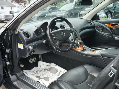 Used 2007 Mercedes-Benz SL 550 image 12