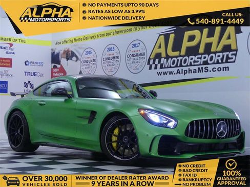 Used 2018 Mercedes-Benz AMG GT R image 1