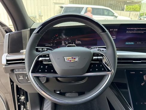 New 2026 Cadillac Escalade Luxury w/ Touring Package AWD/4WD image 27