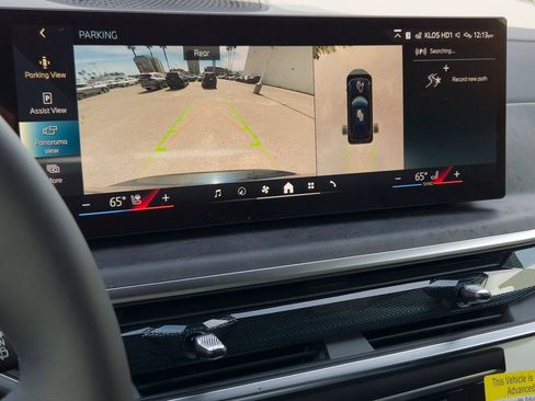 New 2026 BMW X5 xDrive50e w/ M Sport Package image 11