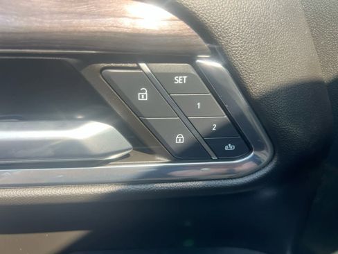 Used 2024 Chevrolet Silverado 1500 LTZ w/ LTZ Premium Package image 13