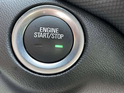 Used 2024 Chevrolet Equinox RS image 32