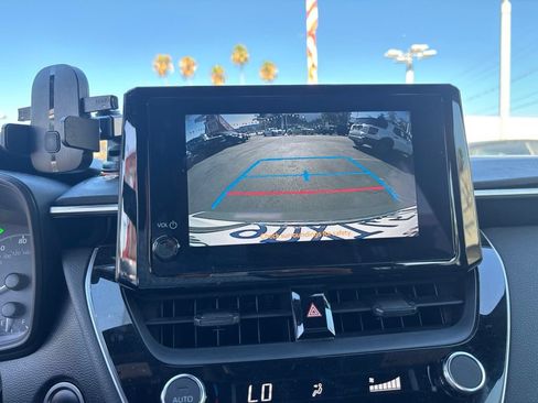 Used 2023 Toyota Corolla SE w/ SE Package FWD image 23