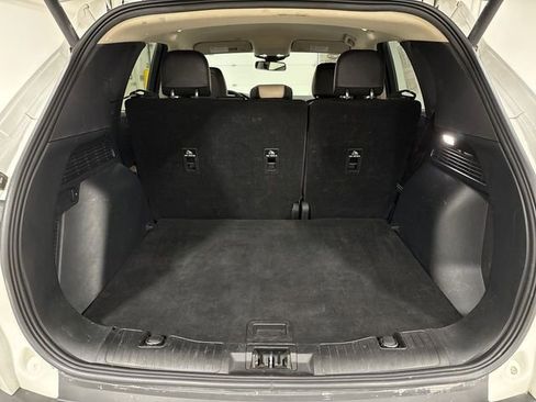 Used 2020 Ford Escape Titanium AWD/4WD image 24