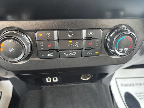 Used 2019 Ford F150 XLT w/ Equipment Group 302A Luxury AWD/4WD image 16