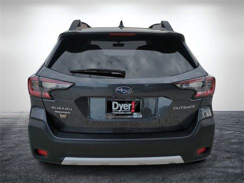 Used 2025 Subaru Outback Limited image 5