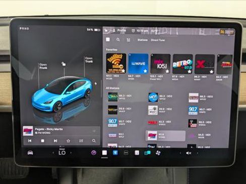 Used 2023 Tesla Model 3 Standard Range image 33