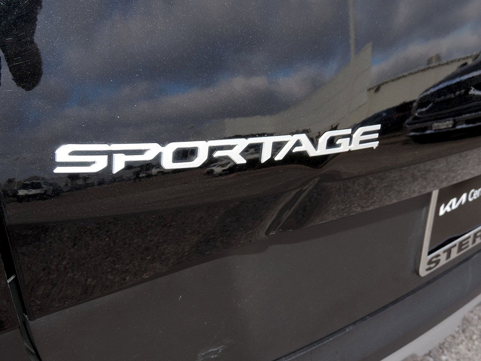Used 2023 Kia Sportage EX FWD image 10