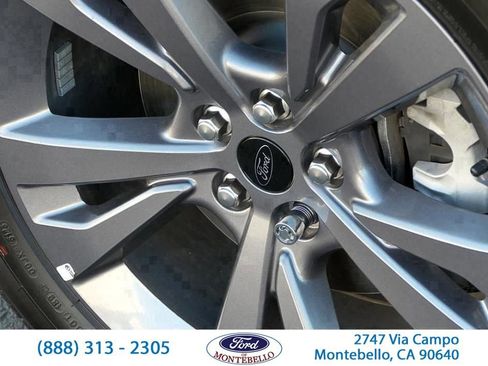 Used 2024 Ford Explorer XLT w/ Equipment Group 202A image 11