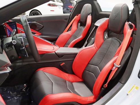 Used 2024 Chevrolet Corvette Z06 w/ Z07 Performance Package image 28